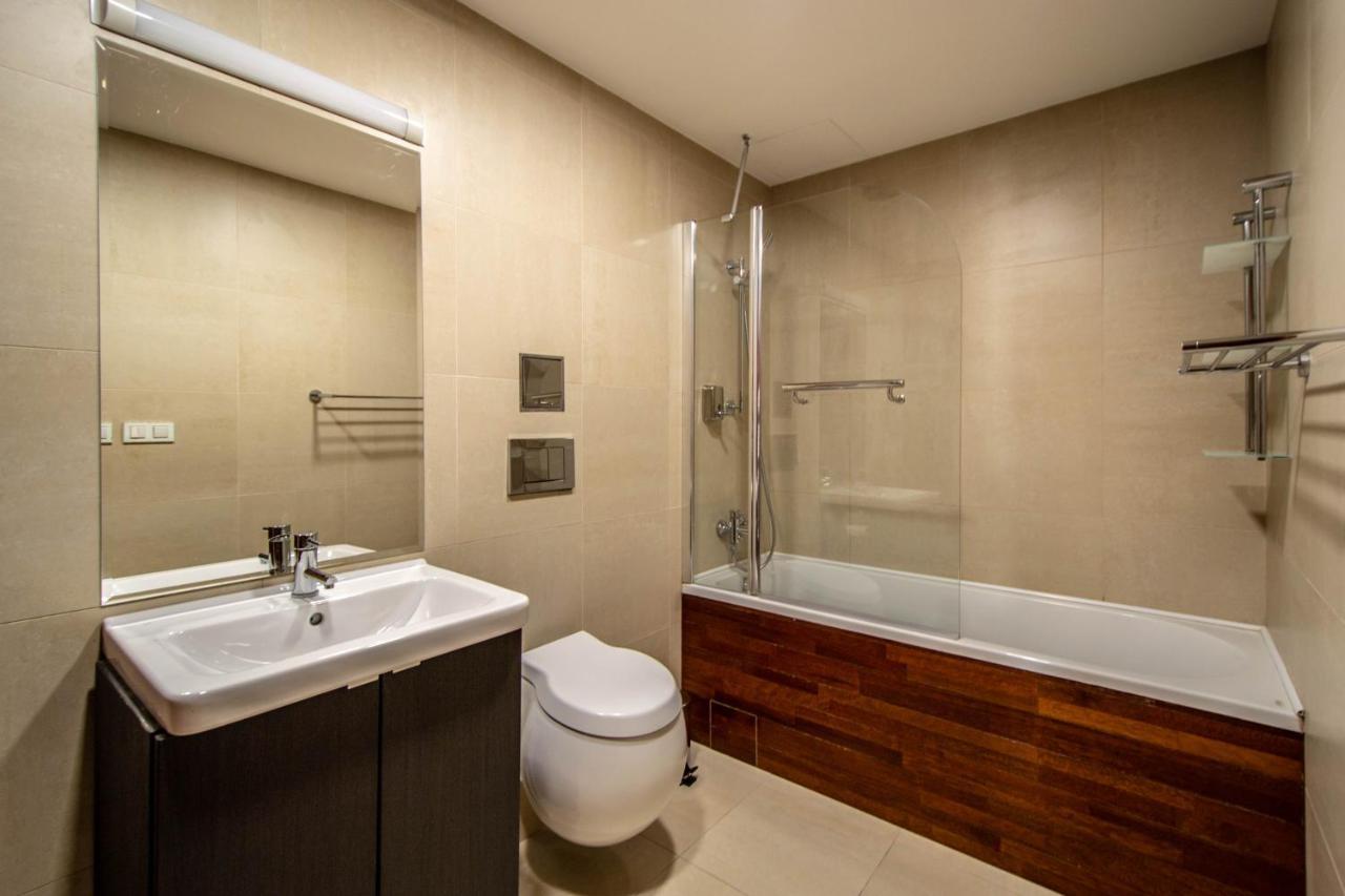Wooden Design 2bdr Near Eden Garden * Praha